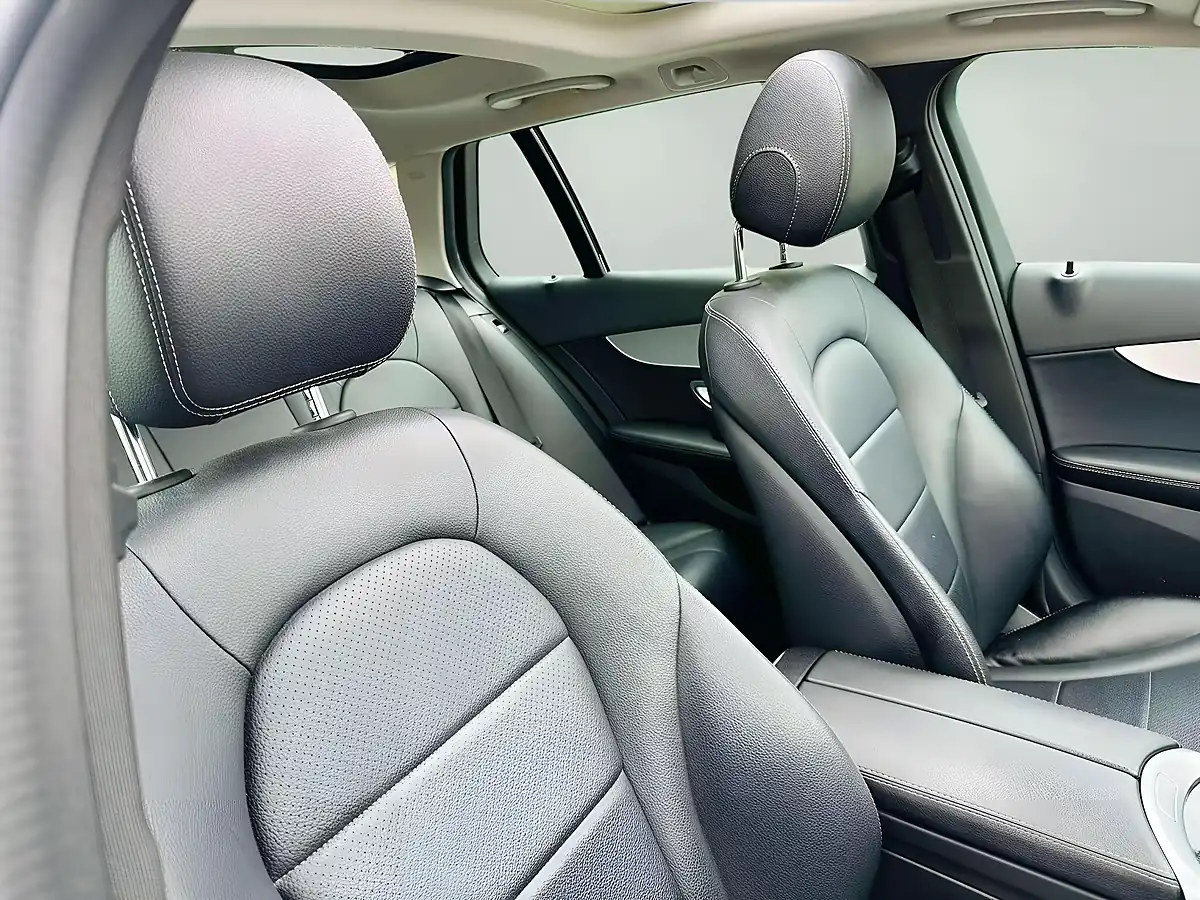 Used 2017 Mercedes-Benz C Class Sport Premium Plus Silver - Interior and Exterior details 14