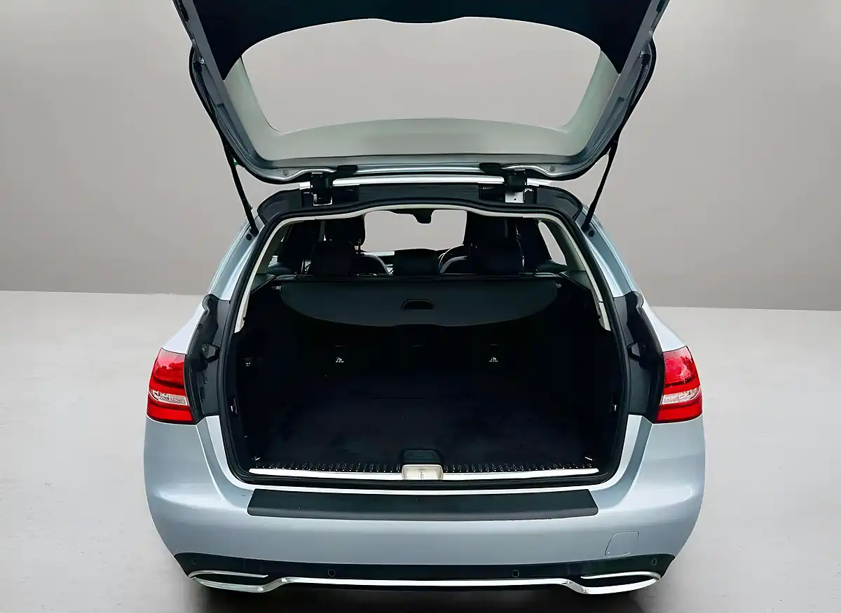 Used 2017 Mercedes-Benz C Class Sport Premium Plus Silver - Interior and Exterior details 17