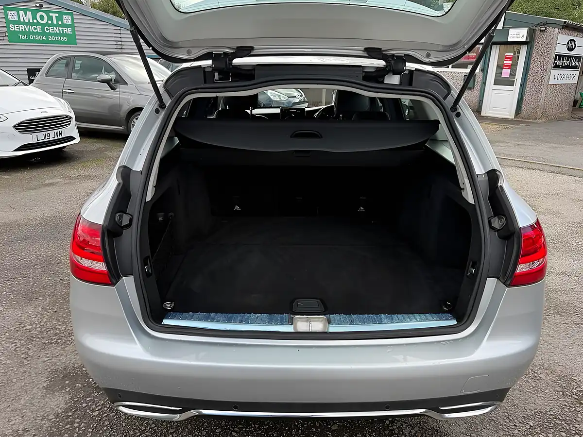 Used 2017 Mercedes-Benz C Class Sport Silver - Interior and Exterior details 11
