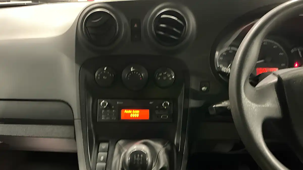 Used 2017 Mercedes-Benz Citan Blueefficiency White - Interior and Exterior details 12