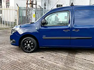Used 2017 Mercedes-Benz Citan L3 Blue - Interior and Exterior details 15