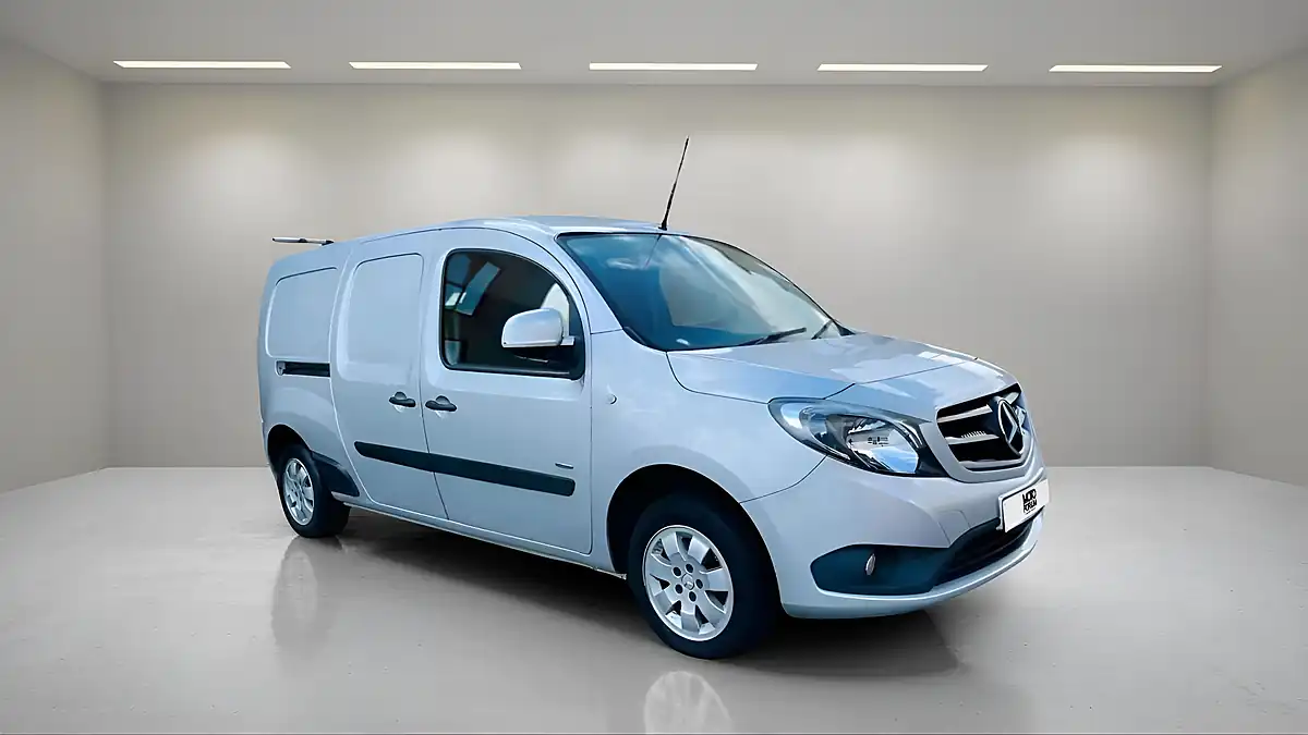 Used 2017 Mercedes-Benz Citan L3 Silver - Interior and Exterior details 11
