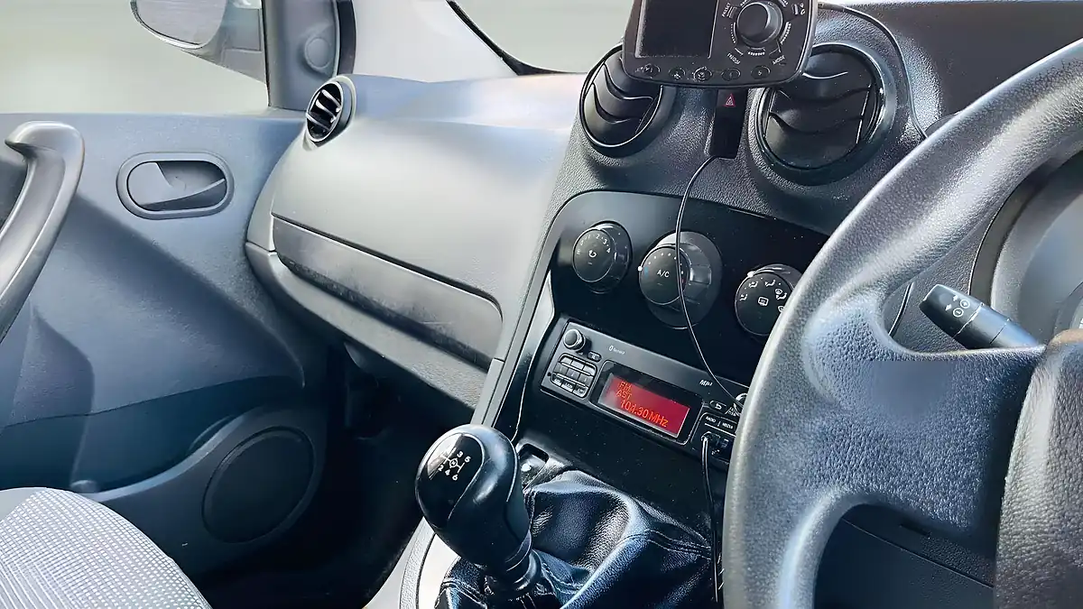 Used 2017 Mercedes-Benz Citan L3 Silver - Interior and Exterior details 8