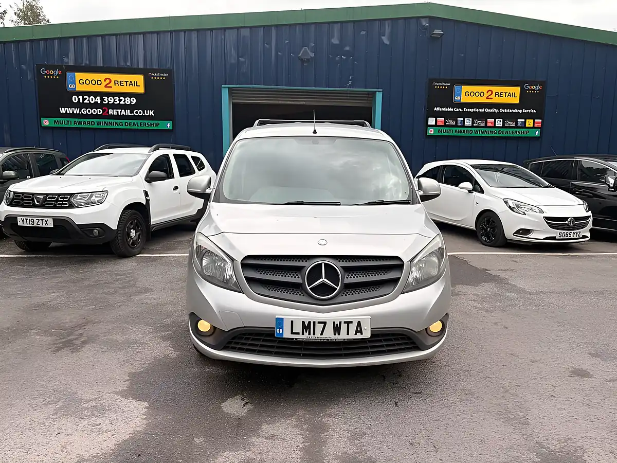 Used 2017 Mercedes-Benz Citan Panel Van Silver - Interior and Exterior details 8