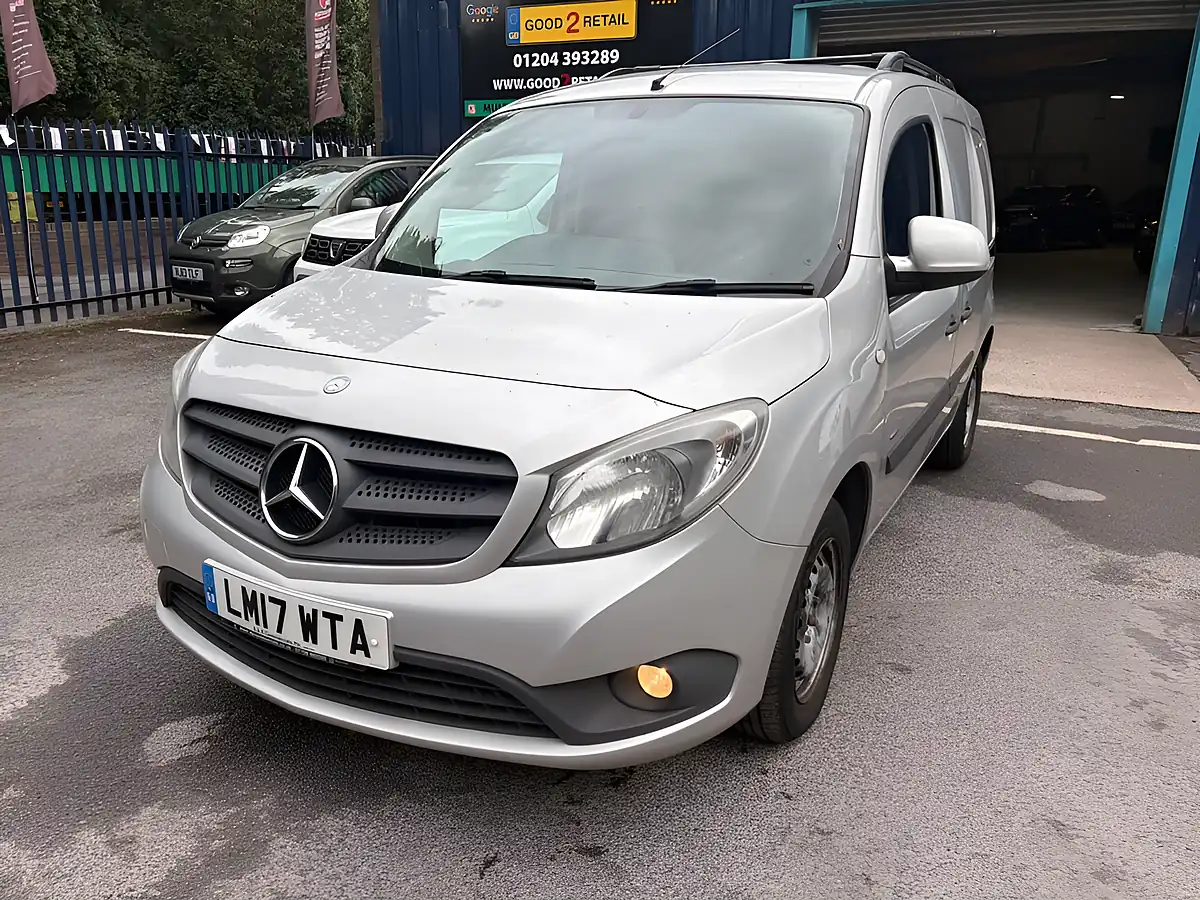 Used 2017 Mercedes-Benz Citan Panel Van Silver - Interior and Exterior details 9