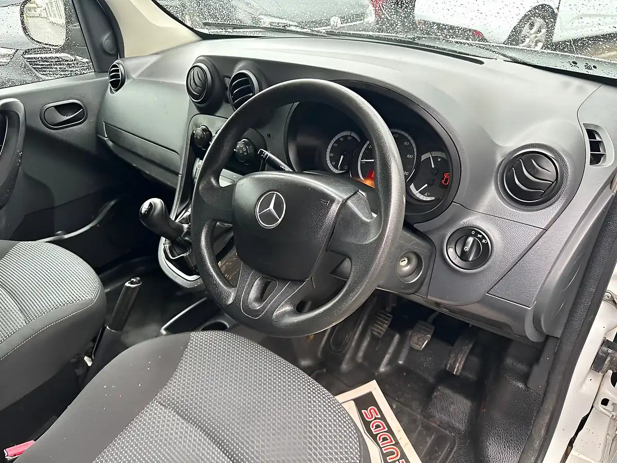 Used 2017 Mercedes-Benz Citan Panel Van White - Interior and Exterior details 10