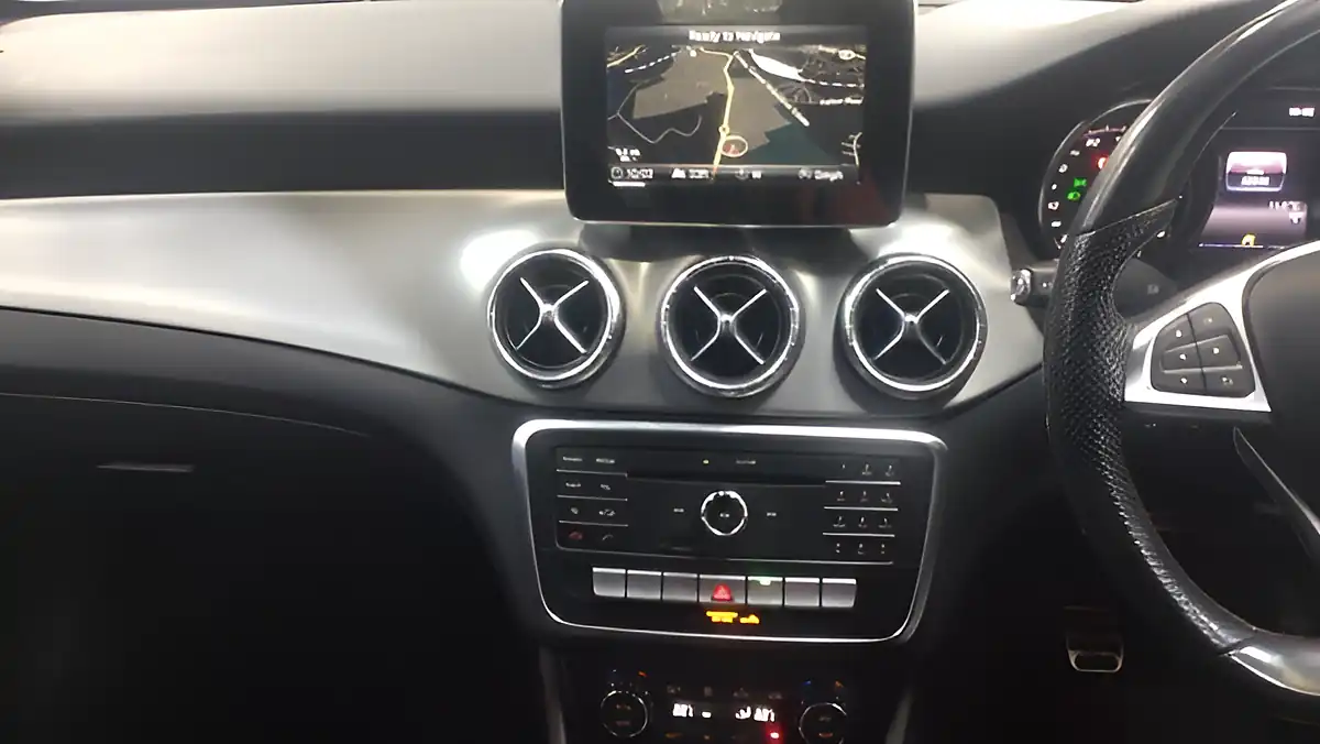 Used 2017 Mercedes-Benz Cla AMG Line Bronze - Interior and Exterior details 11