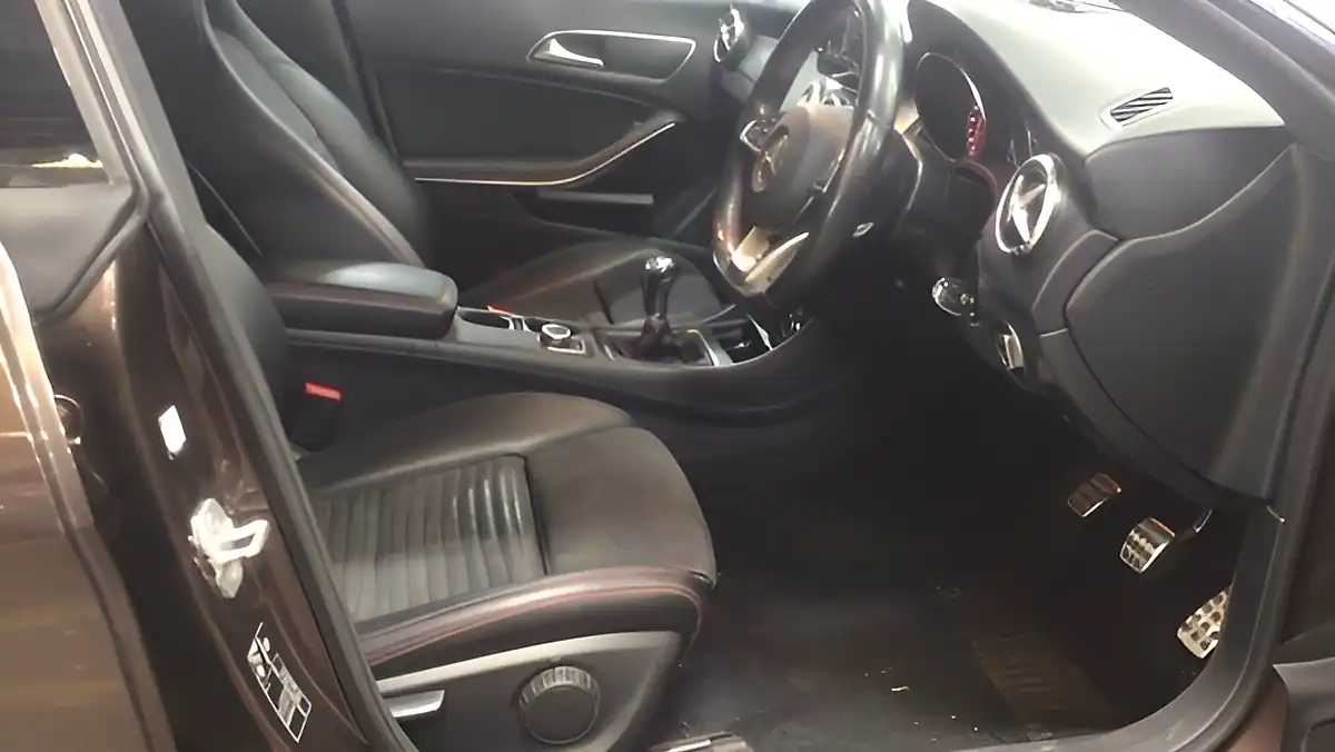 Used 2017 Mercedes-Benz Cla AMG Line Bronze - Interior and Exterior details 9