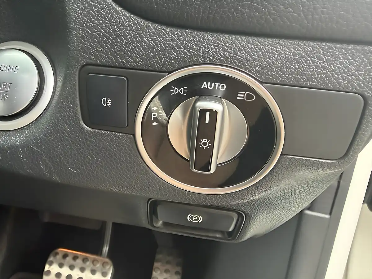 Used 2017 Mercedes-Benz Cla AMG Line White - Interior and Exterior details 17