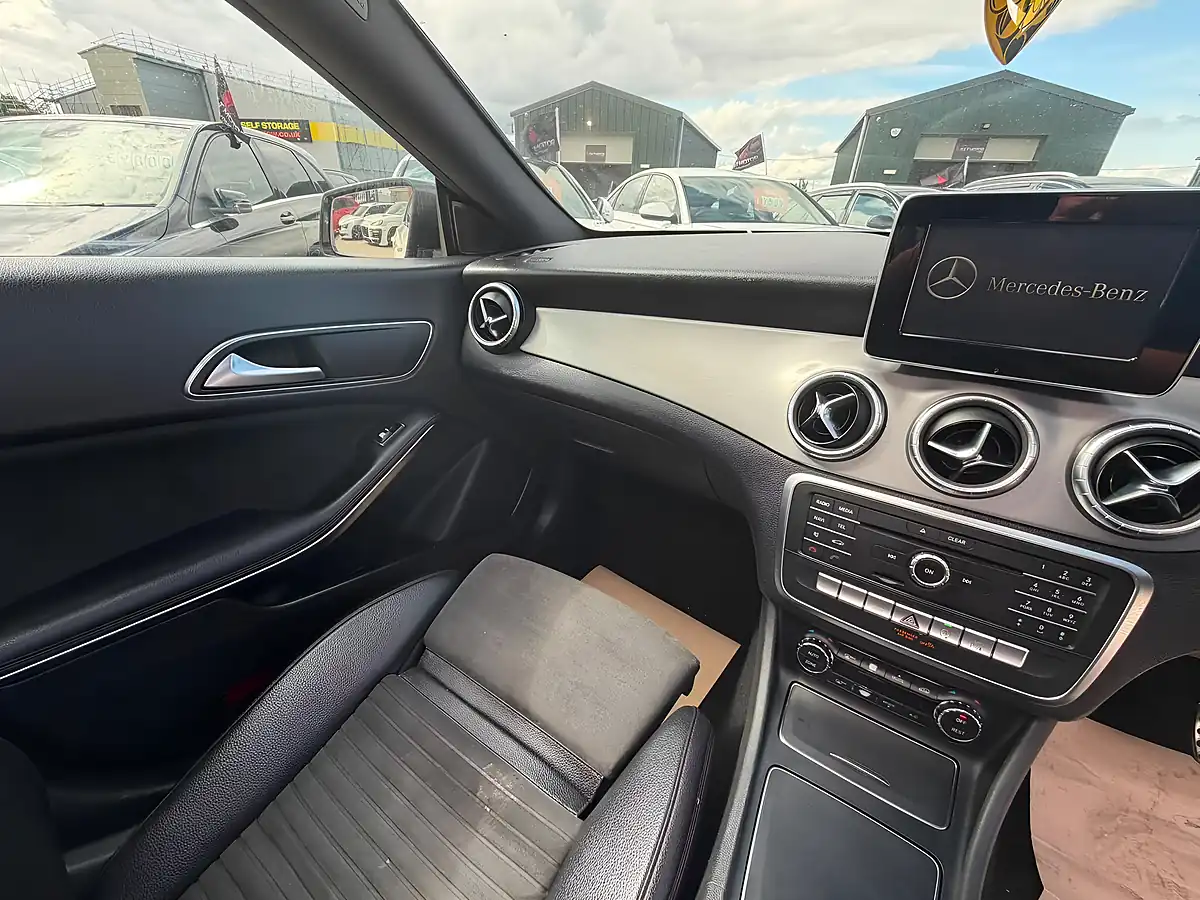 Used 2017 Mercedes-Benz Cla AMG Line White - Interior and Exterior details 12