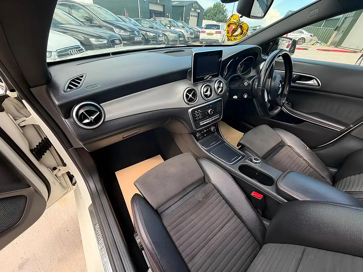 Used 2017 Mercedes-Benz Cla AMG Line White - Interior and Exterior details 13