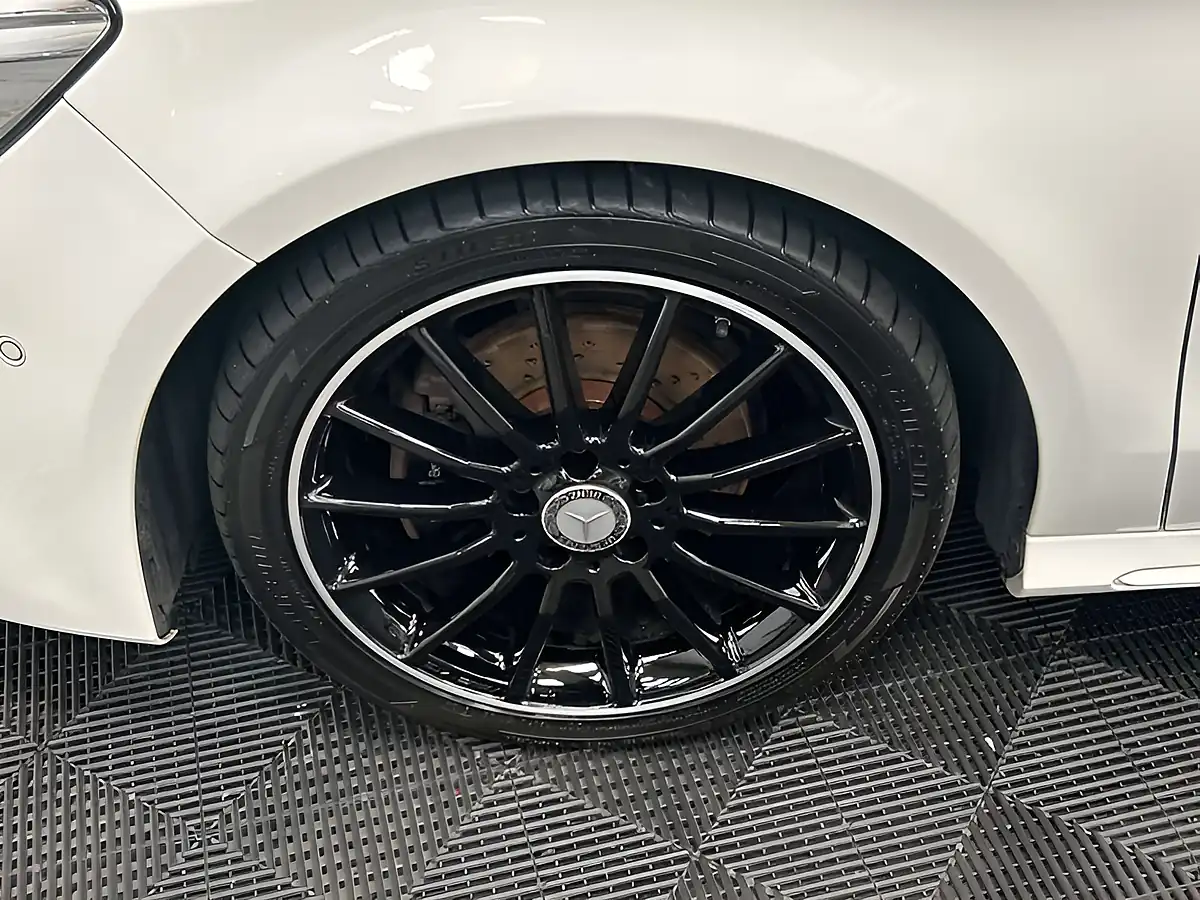 Used 2017 Mercedes-Benz Cla Class AMG Line White - Interior and Exterior details 12