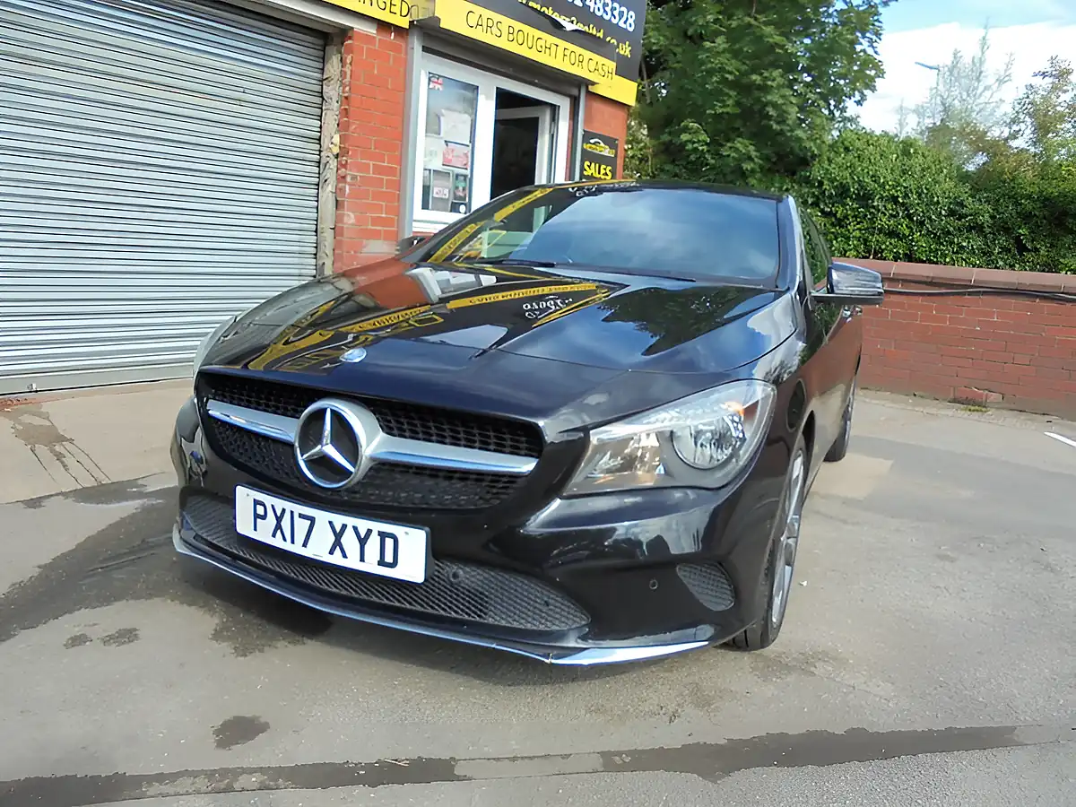 Used 2017 Mercedes-Benz Cla Class Sport Shooting Brake Black - Interior and Exterior details 3