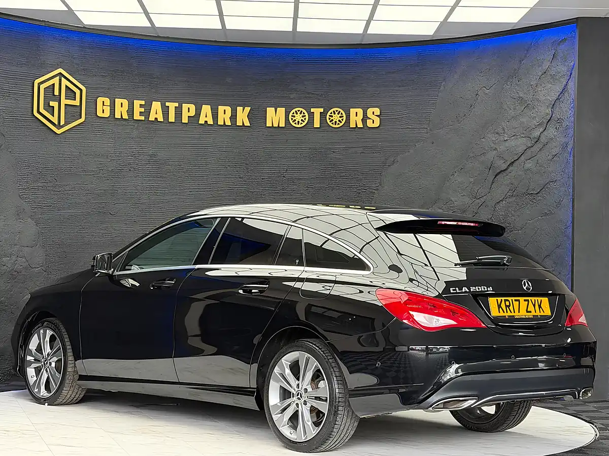 Used 2017 Mercedes-Benz Cla Sport Shooting Brake Black - Interior and Exterior details 7