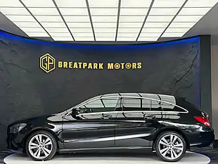Used 2017 Mercedes-Benz Cla Sport Shooting Brake Black - Interior and Exterior details 8