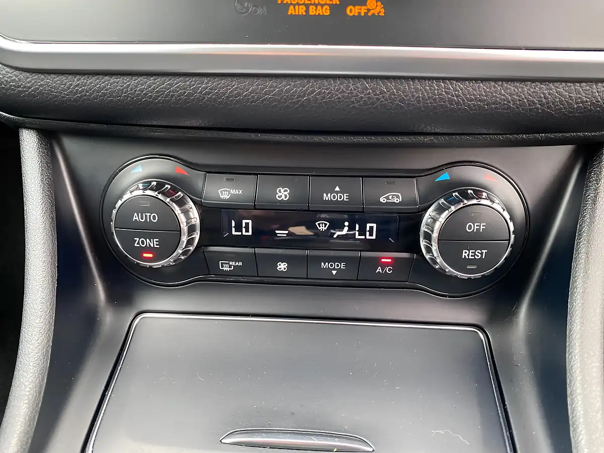 Used 2017 Mercedes-Benz Cla Sport White - Interior and Exterior details 16