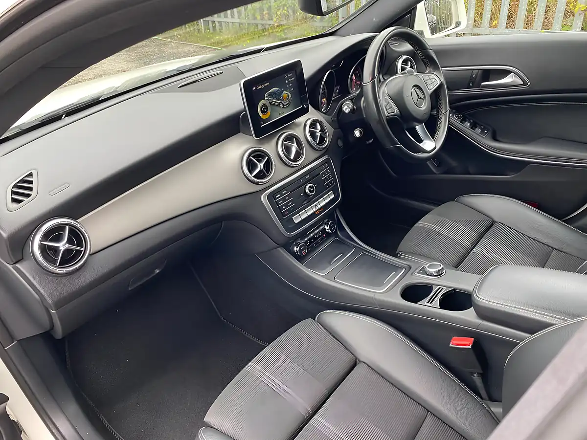 Used 2017 Mercedes-Benz Cla Sport White - Interior and Exterior details 6