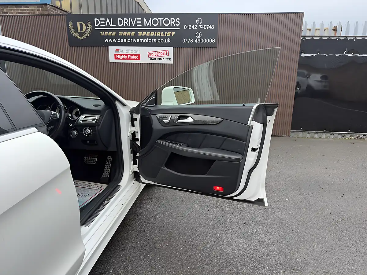 Used 2017 Mercedes-Benz Cls AMG Line (premium Plus) White - Interior and Exterior details 12