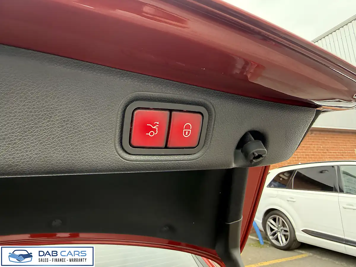 Used 2017 Mercedes-Benz E-Class AMG Line Premium+ Hyacinth Red Metallic - Interior and Exterior details 9