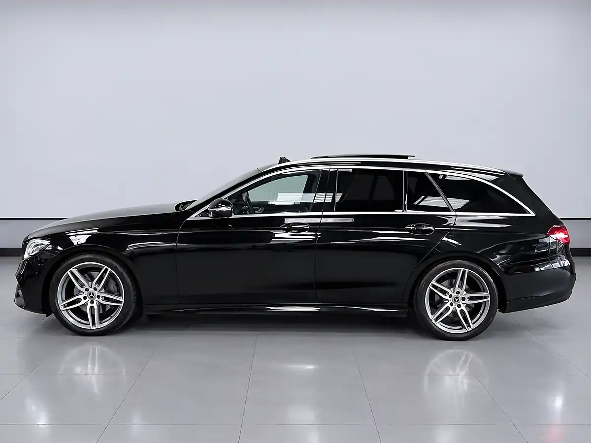 Used 2017 Mercedes-Benz E Class AMG Line (premium Plus) Black - Interior and Exterior details 4