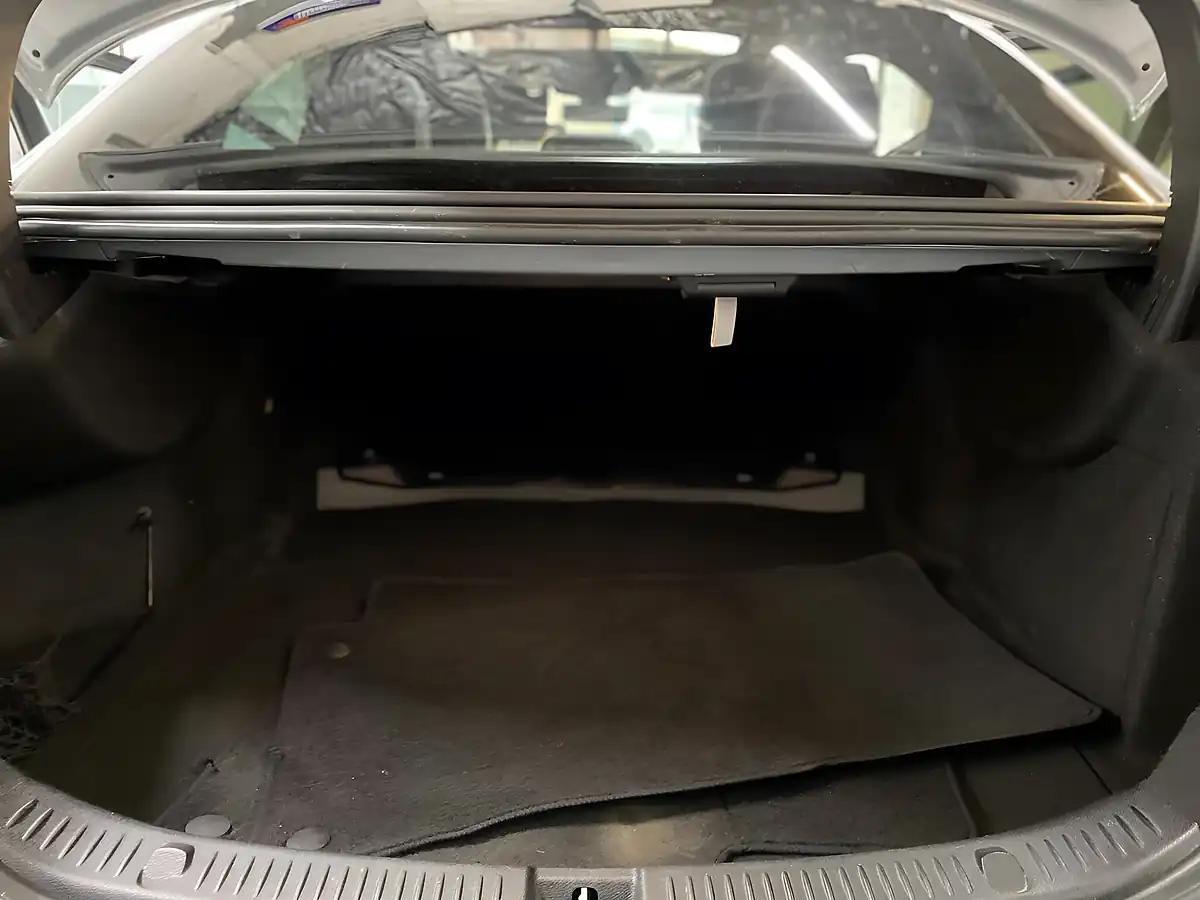 Used 2017 Mercedes-Benz E Class AMG Line (premium) Silver - Interior and Exterior details 17