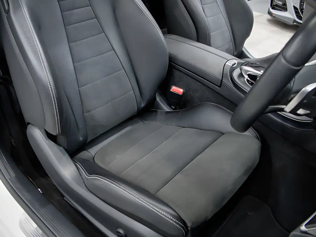 Used 2017 Mercedes-Benz E-Class AMG Line Premium+ White - Interior and Exterior details 11