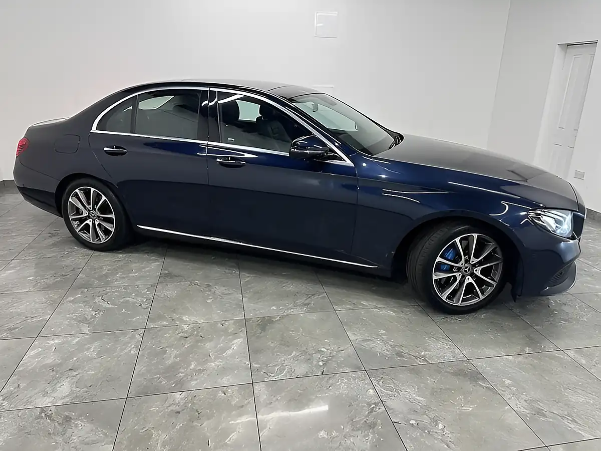 Used 2017 Mercedes-Benz E Class Se (premium) Blue - Interior and Exterior details 3