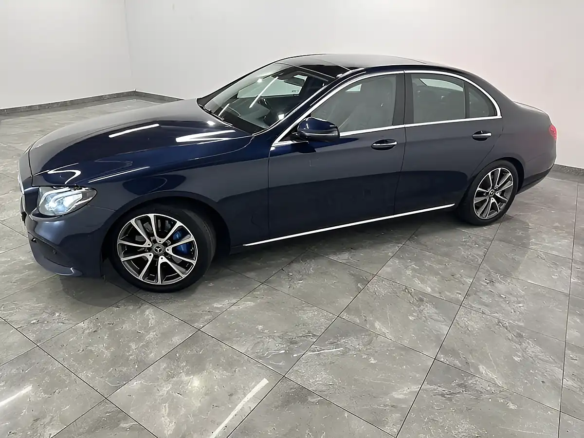 Used 2017 Mercedes-Benz E Class Se (premium) Blue - Interior and Exterior details 5