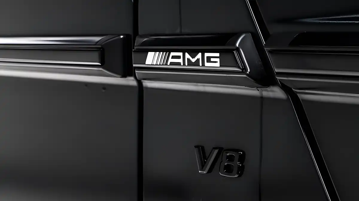 Used 2017 Mercedes-Benz G Class Black - Interior and Exterior details 6
