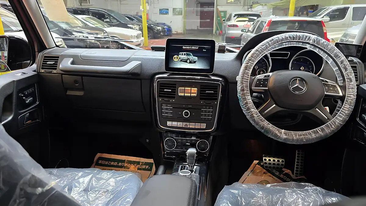 Used 2017 Mercedes-Benz G Class Luxury Edi Black - Interior and Exterior details 4