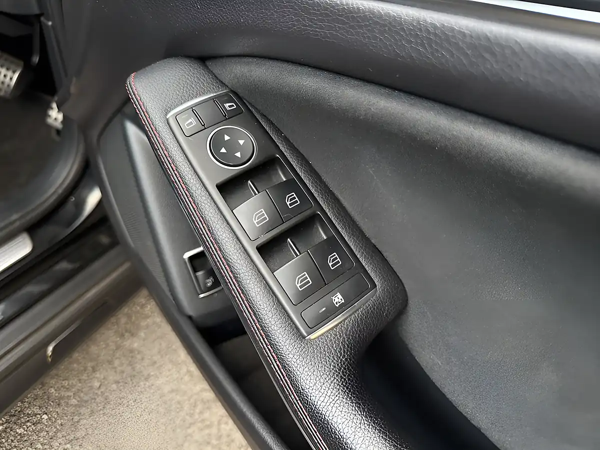 Used 2017 Mercedes-Benz Gla AMG Line Black - Interior and Exterior details 13