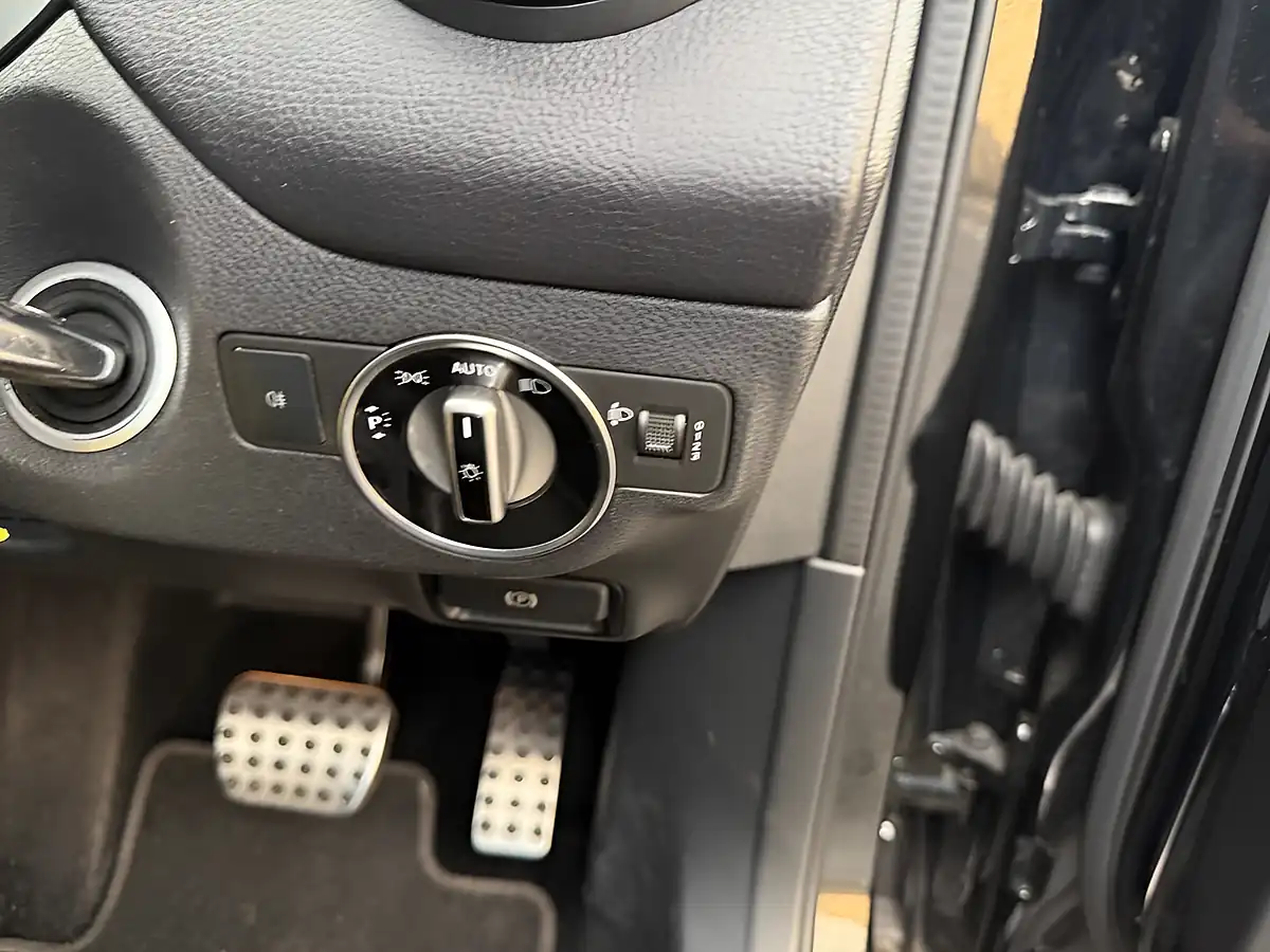 Used 2017 Mercedes-Benz Gla AMG Line Black - Interior and Exterior details 14
