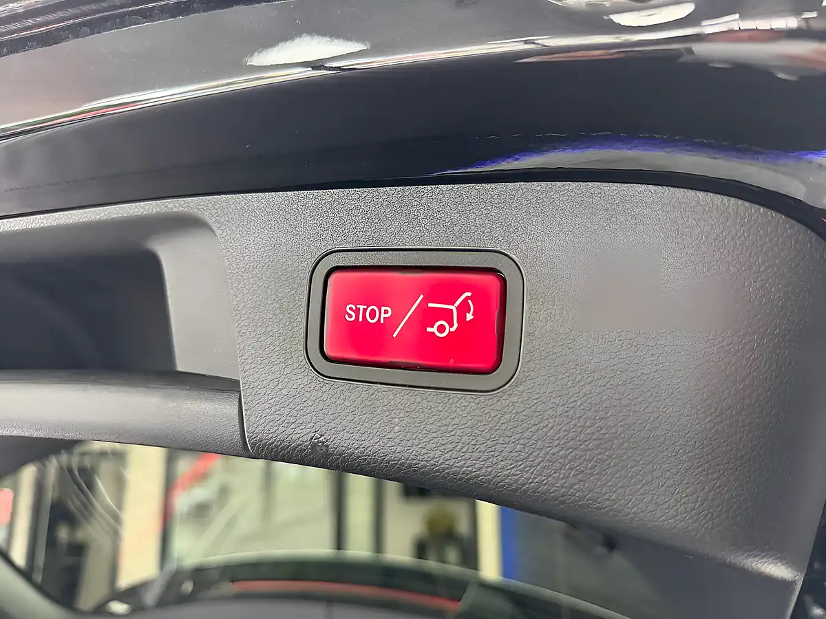 Used 2017 Mercedes-Benz Gla AMG Line Black - Interior and Exterior details 20