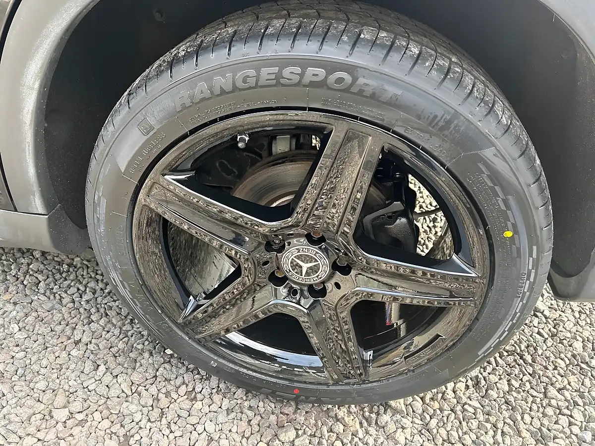 Used 2017 Mercedes-Benz Gla AMG Line Black - Interior and Exterior details 15
