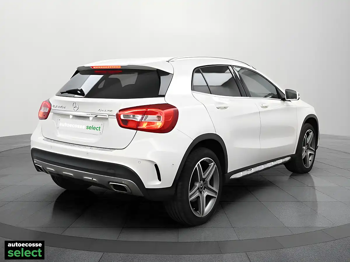 Used 2017 Mercedes-Benz Gla AMG Line (executive) White - Interior and Exterior details 5