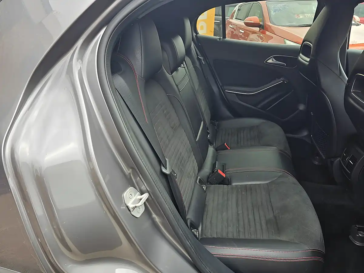 Used 2017 Mercedes-Benz Gla AMG Line Grey - Interior and Exterior details 6