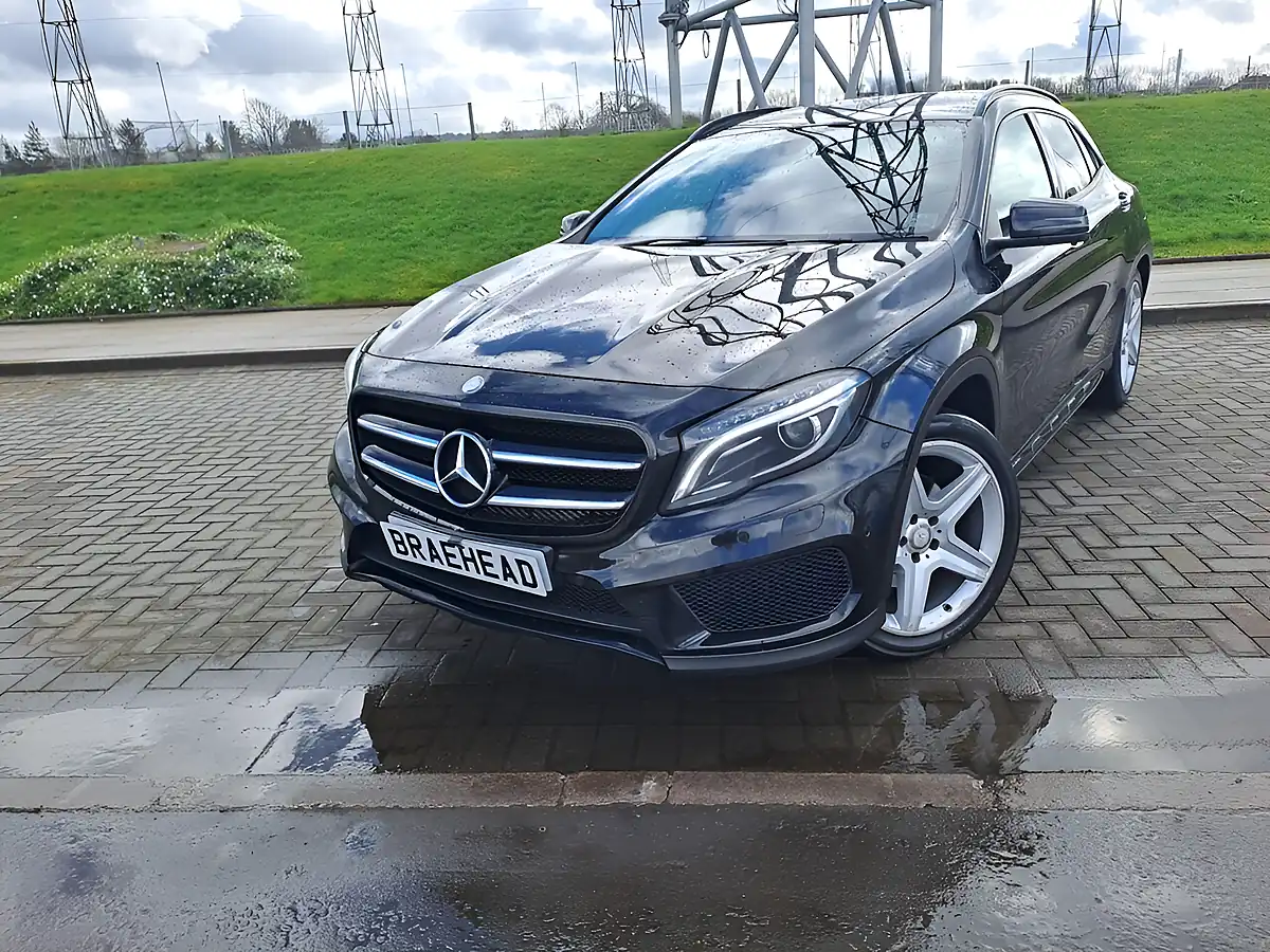 Used 2017 Mercedes-Benz Gla AMG Line (premium) Black - Front View