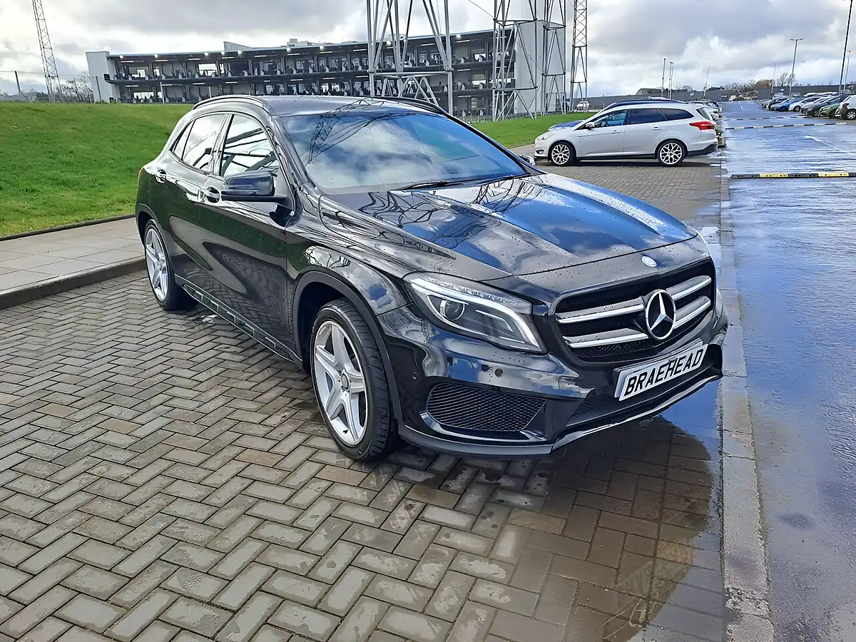 Used 2017 Mercedes-Benz Gla AMG Line (premium) Black - Interior and Exterior details 7