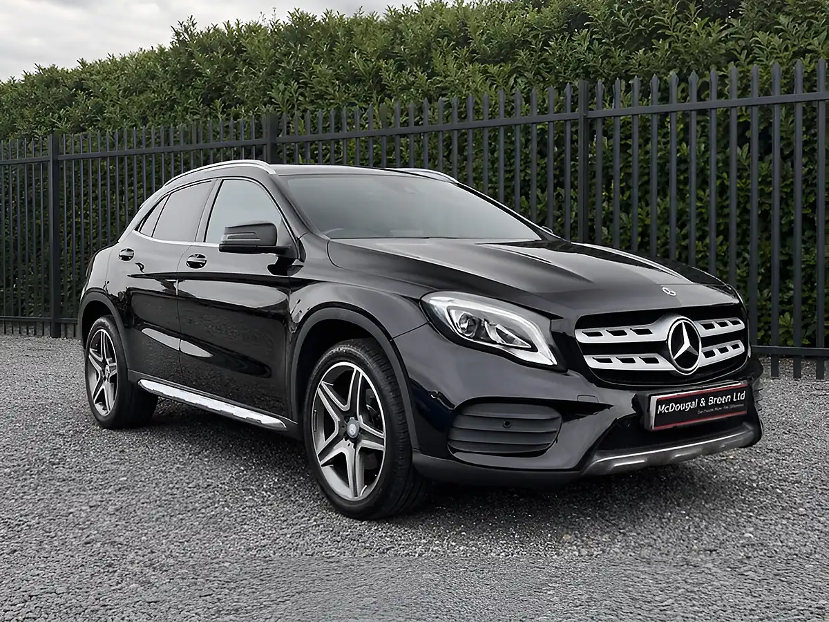 Used 2017 Mercedes-Benz Gla AMG Line (premium) Black - Interior and Exterior details 4