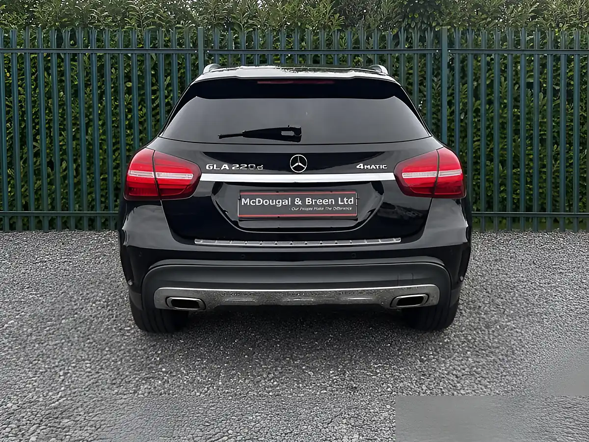 Used 2017 Mercedes-Benz Gla AMG Line (premium) Black - Interior and Exterior details 8