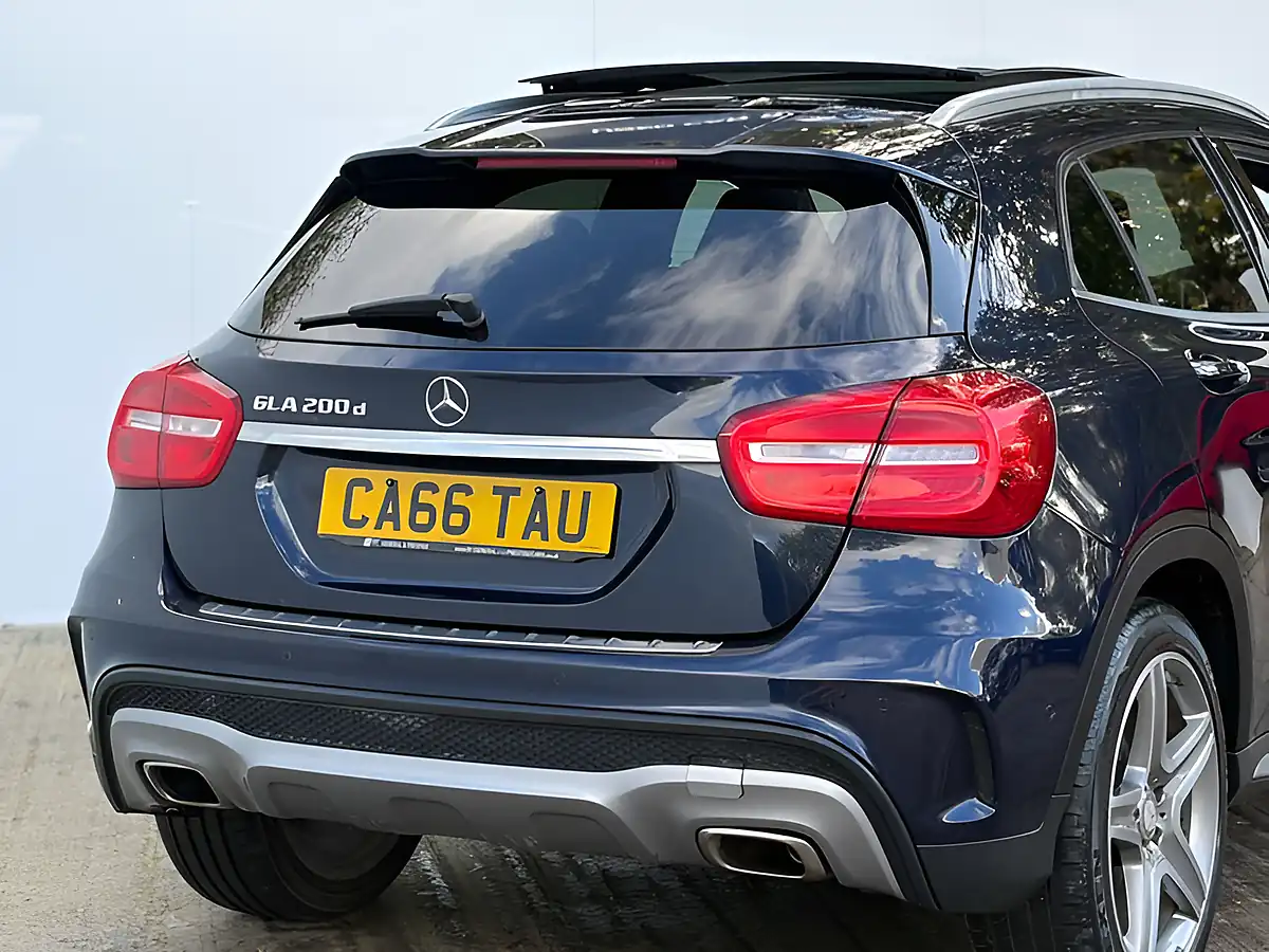 Used 2017 Mercedes-Benz Gla AMG Line Premium+ Cavansite Blue - Interior and Exterior details 14