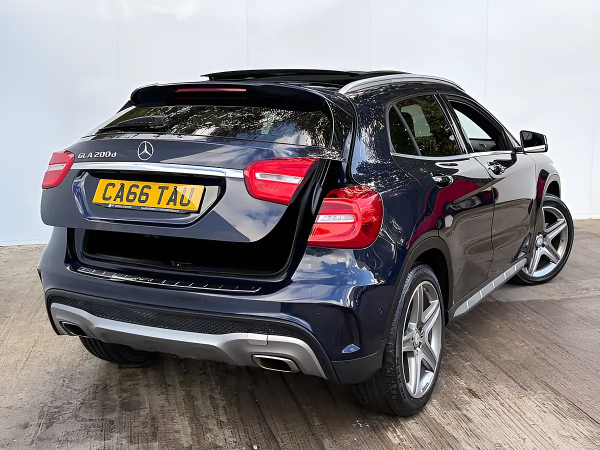 Used 2017 Mercedes-Benz Gla AMG Line Premium+ Cavansite Blue - Interior and Exterior details 15