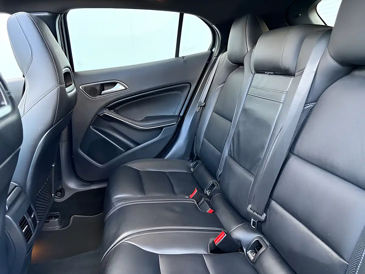 Used 2017 Mercedes-Benz Gla AMG Line Premium+ Cavansite Blue - Interior and Exterior details 19