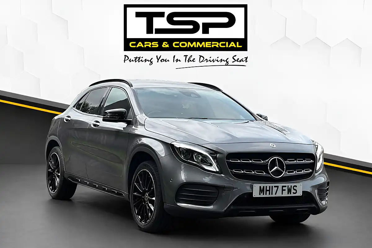 Used 2017 Mercedes-Benz Gla AMG Line Premium Grey - Front View