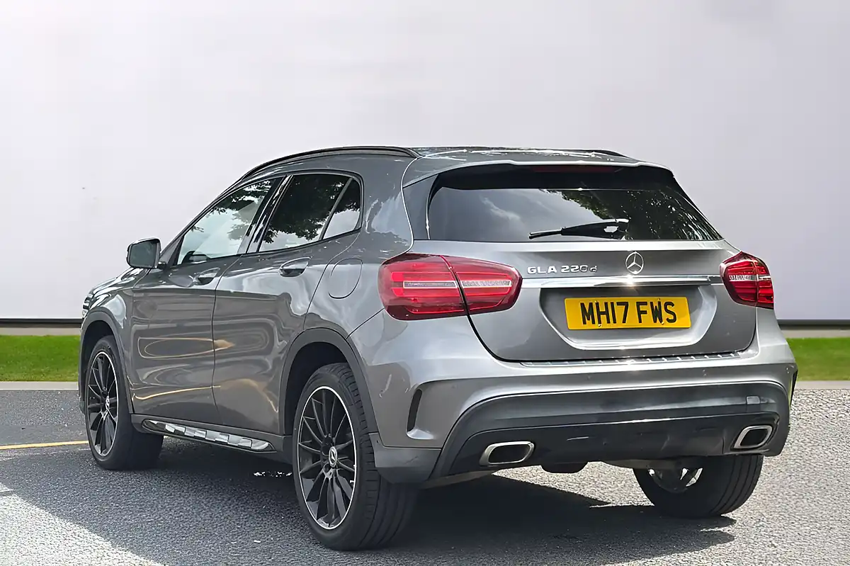 Used 2017 Mercedes-Benz Gla AMG Line Premium Grey - Interior and Exterior details 5