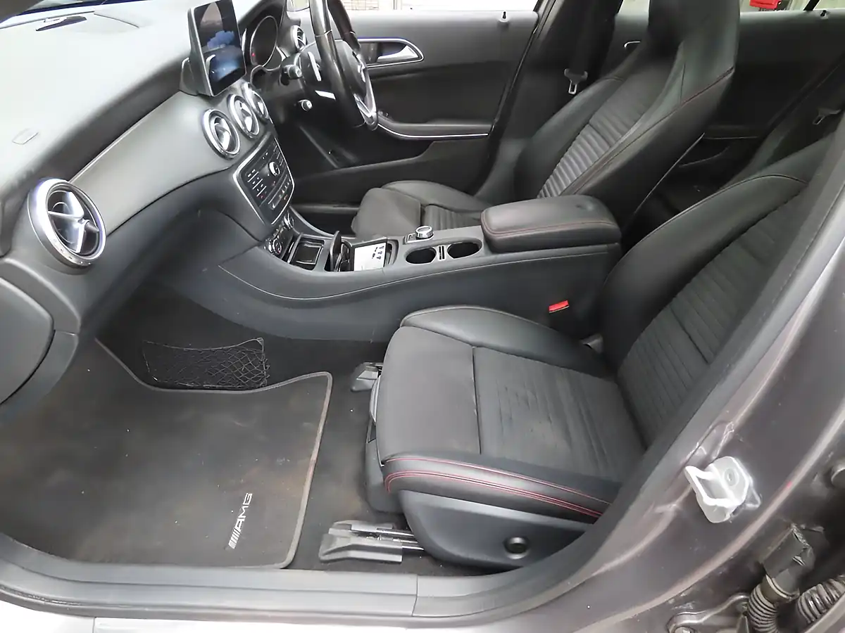 Used 2017 Mercedes-Benz Gla AMG Line (premium Plus) Grey - Interior and Exterior details 7