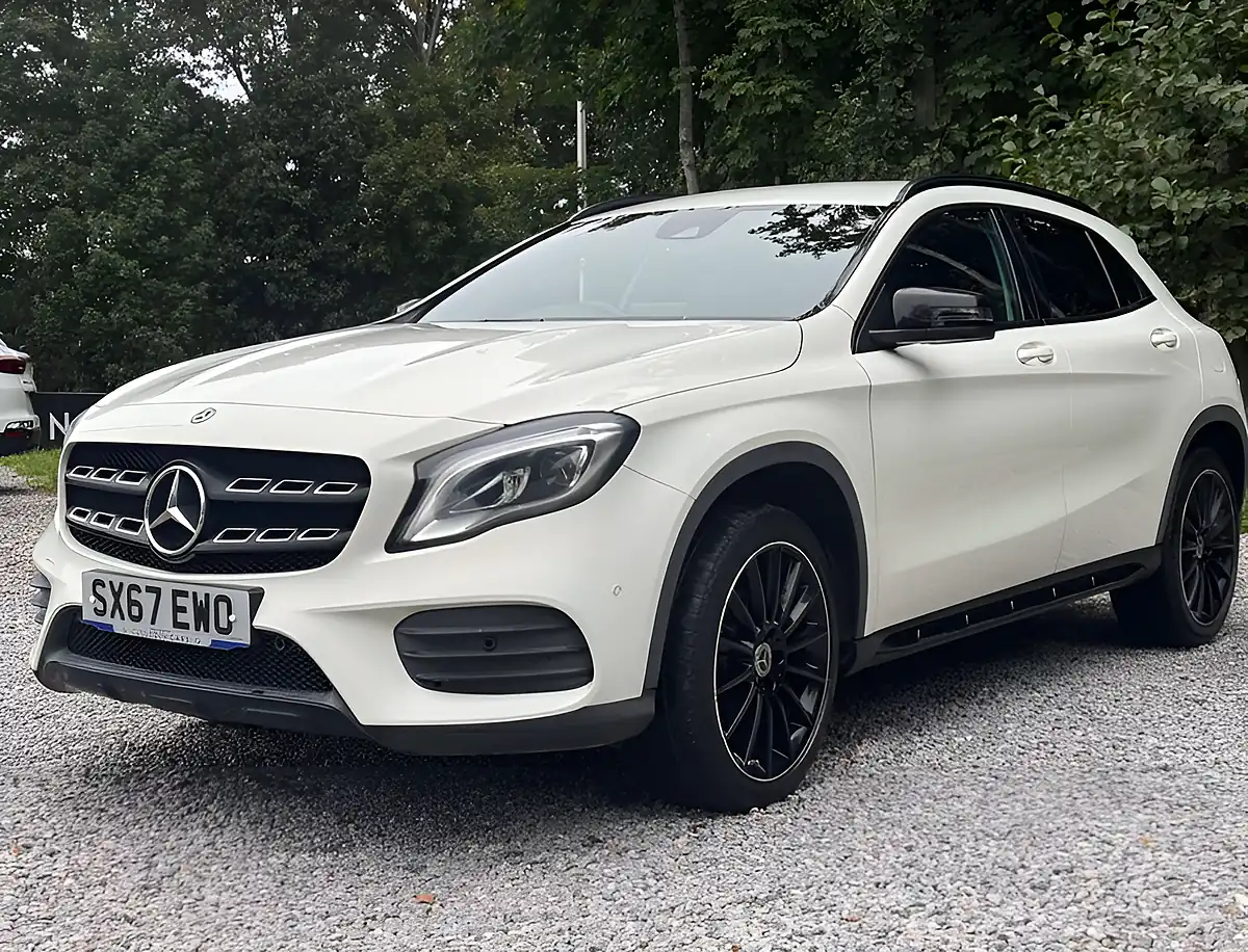 Used 2017 Mercedes-Benz Gla AMG Line Premium Polar White - Interior and Exterior details 7