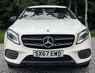 Used 2017 Mercedes-Benz Gla AMG Line Premium Polar White - Interior and Exterior details 8