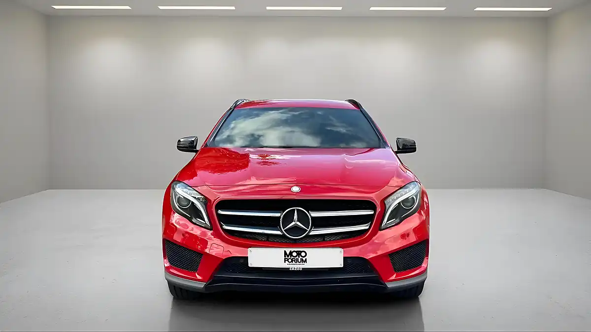 Used 2017 Mercedes-Benz Gla AMG Line Premium Red - Interior and Exterior details 2