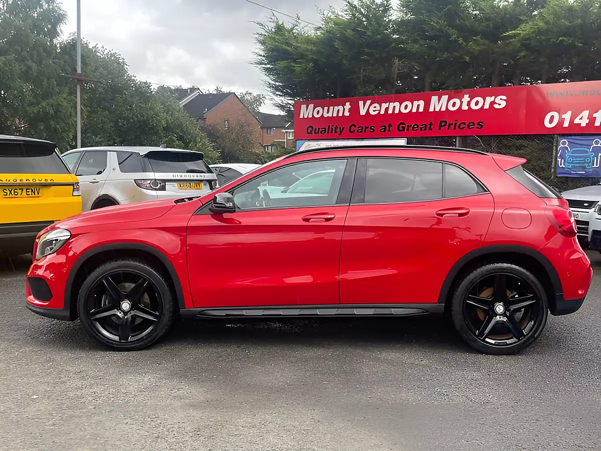 Used 2017 Mercedes-Benz Gla AMG Line (premium) Red - Interior and Exterior details 4